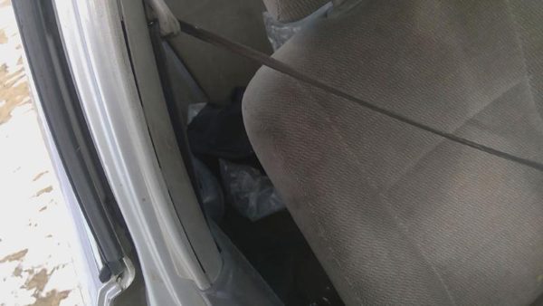 96-00 Honda Civic Passenger Right Front Seat Belt Retractor Oem Shoulder Gray — photo 3