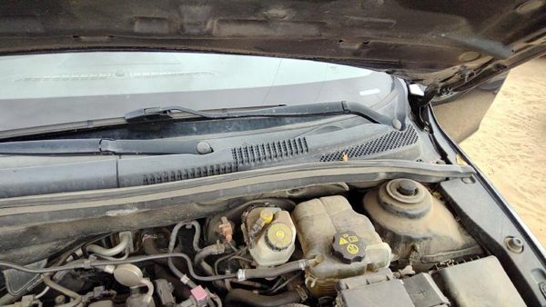 2011 Chevy Cruze Cowl Vent Panel/screen Windshield Wiper Trim Panel OEM Cover — photo 4