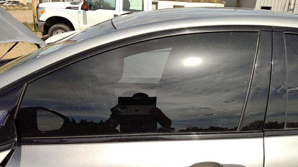 2015-2017 Chrysler 200 Driver Left Front Side Window Door Glass Oem 68104919Aa — photo 1