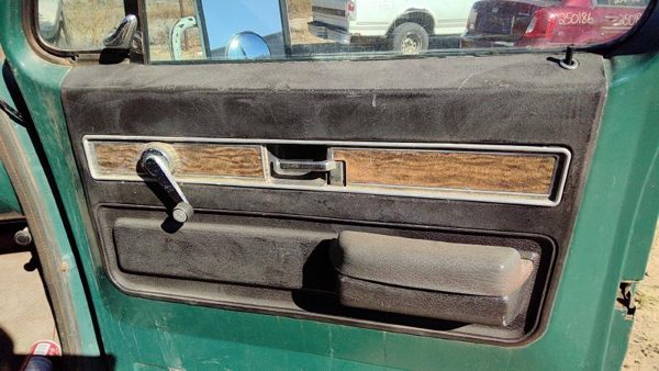 1976 Silverado C10 Passenger Right Front Door Trim Panel Paed Black — photo 1