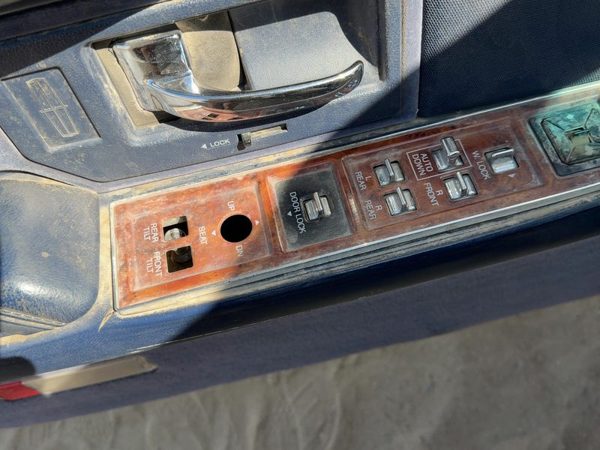 90-97 Lincoln Town Car Driver Left Power Seat Track With Motors Only Oem Blue Dp — photo 4