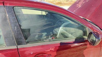 2004-2012 Mitsubishi Galant Passenger Right Front Side Window Door Glass Oem