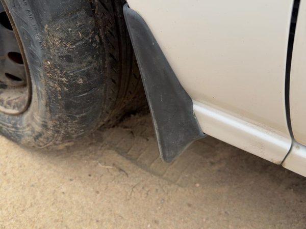 00-01 Camry Driver Left Moulding From Fender Oem Trim Strip Beige Japan Built — photo 4
