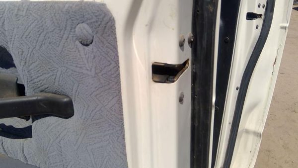 92-14 Van E150 Passenger Right Rear Door Latch With Rods/Cables Assembly Back — photo 1
