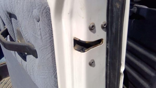 92-14 Van E150 Passenger Right Rear Door Latch With Rods/Cables Assembly Back — photo 8