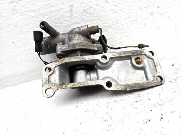 1996 Isuzu Npr Thermostat Housing — photo 8
