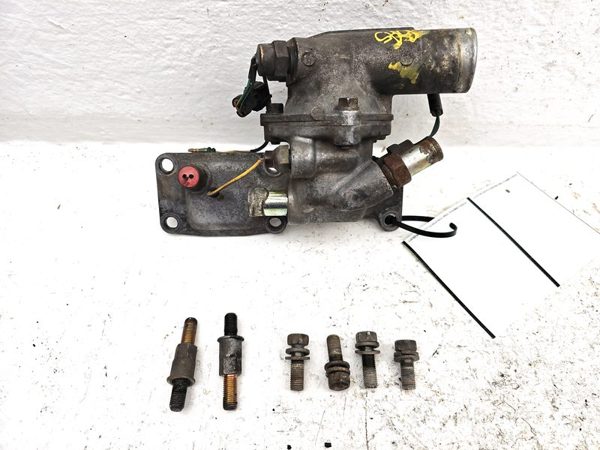 1996 Isuzu Npr Thermostat Housing — photo 1