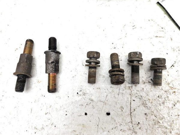 1996 Isuzu Npr Thermostat Housing — photo 10