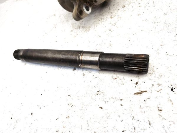 2002-2009 Gmc Envoy Front Differential 4X4 Disconnect Actuator With Stub Axle — photo 3