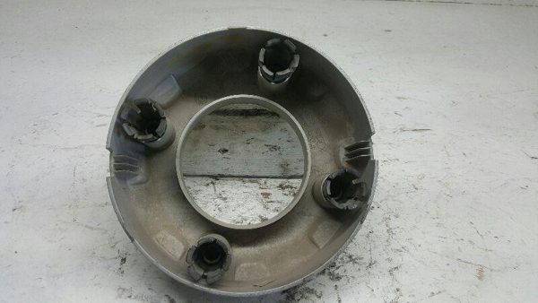 2006 Ford F250 Wheel Center Hub Cap Oem Front — photo 2