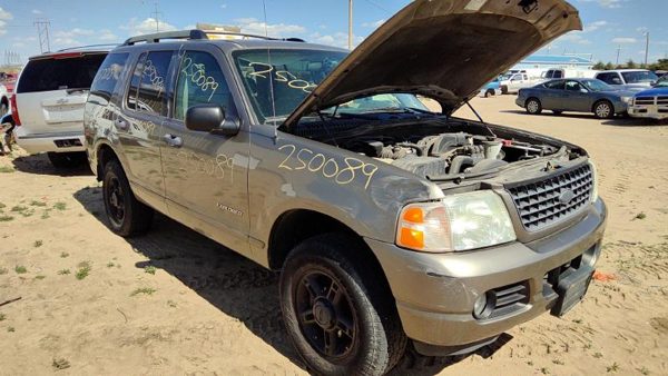 2005 Ford Explorer Axle Shaft RH — photo 7