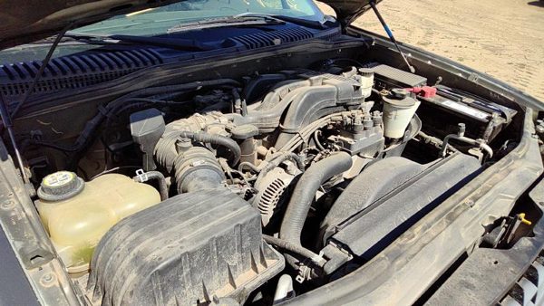 2005 Ford Explorer Axle Shaft RH — photo 8