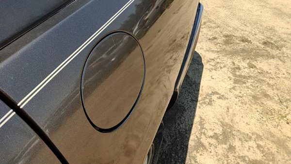 1998-2005 Buick Park Ave Fuel Tank Door With Hinge Gas Lid Oem Filler Brown 76U — photo 3