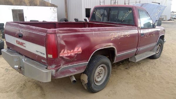 1988 GMC Sierra Crossmember/cradle/undercarria 2500 5.7L AT 4x4 — photo 7