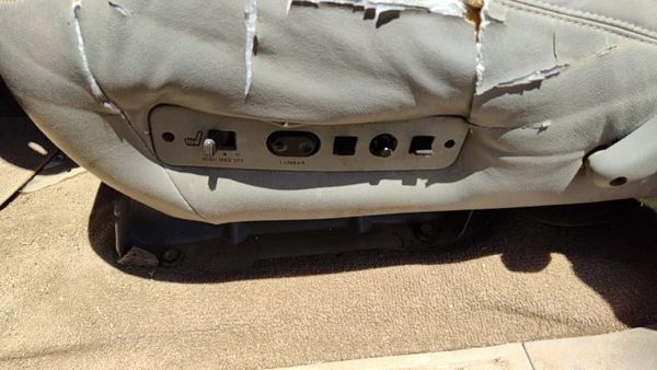 1997 Chevy Pickup 2500 Seat Track Tan 52D — photo 3