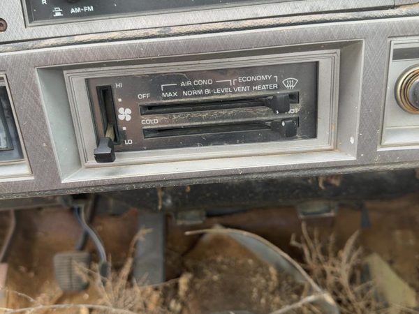 1984 Pontiac Sunbird Temperature Control Module In Dash Heater Ac Head Unit Oem — photo 3