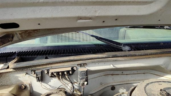 1994-1999 Chevy Silverado 1500 Passenger Right Windshield Wiper Arm Blade Lever — photo 3
