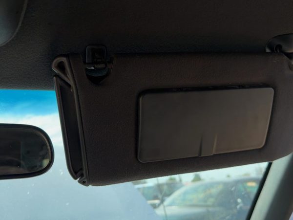 2000-2005 Chevy S10 Blazer Passenger Right Sun Visor Oem Graphite 12H 15063493 — photo 4