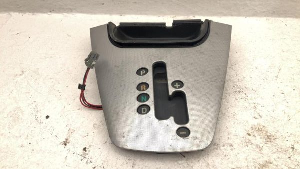 2005-2009 Hyundai Tucson Floor Shifter Trim Bezel Surround Panel Oem — photo 7