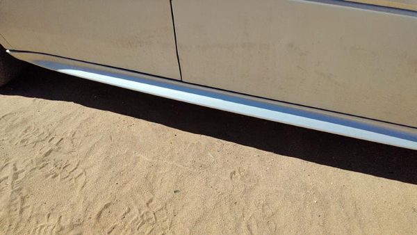 04-08 Grand Prix Passenger Lower Rocker Panel Moulding Side Skirt Silver 12U — photo 4