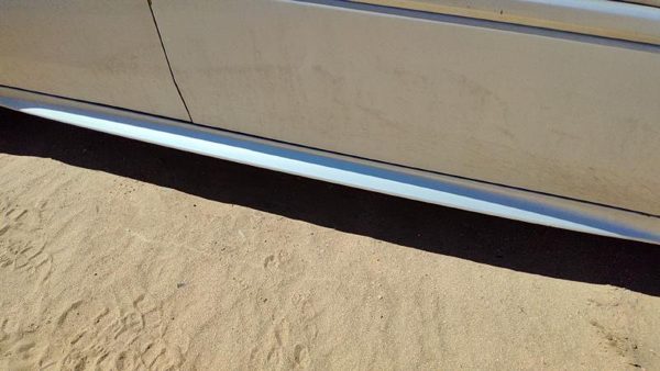 04-08 Grand Prix Passenger Lower Rocker Panel Moulding Side Skirt Silver 12U — photo 3