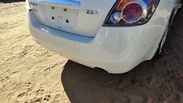 2007-2012 Nissan Altima Rear Bumper Cover Assembly Oem Back White Qx3 85022Ja040 — photo 5
