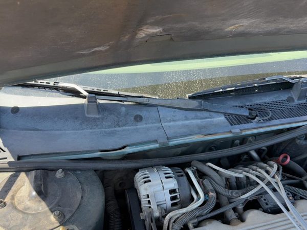 1995-2001 Chevy Lumina Windshield Wiper Cowl Vent Trim Panel OEM Cover — photo 5