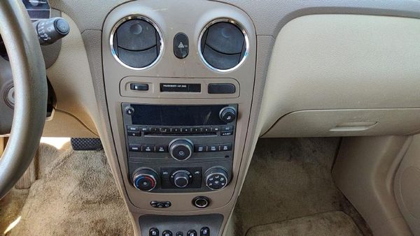 2006-2007 Chevy Hhr Trim Bezel Around Radio Surround Dash Panel Oem — photo 1