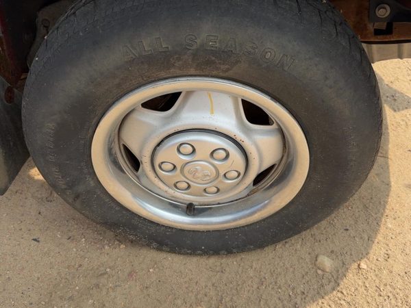 1991-1993 Dodge Dakota 15" Steel Wheel Oem Factory 5 Slot Rim #1 04284985 — photo 1