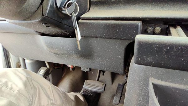 1992-1996 Ford Van E250 Lower Dash Under Column Knee Bolster Trim Panel Oem Gray — photo 3
