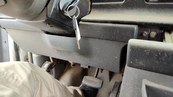 1992-1996 Ford Van E250 Lower Dash Under Column Knee Bolster Trim Panel Oem Gray — photo 4