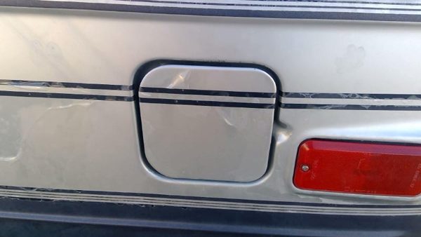 1985-1995 Chevy G20 Van Fuel Tank Door With Hinge Gas Lid Oem Filler — photo 3