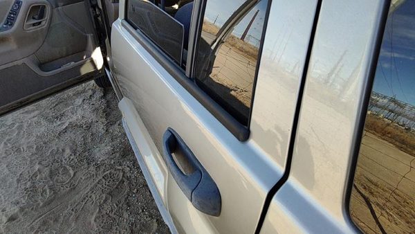 2001 Jeep Grand Cherokee Rear Door LH Ps5 Silver 55136701AB — photo 3