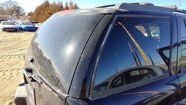 2003 Chevy Trail Blazer Passenger Right Rear Moulding On Quarter Panel Oem Black — photo 2
