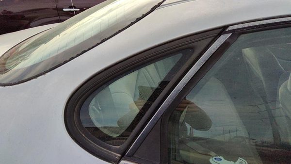 1996-2007 Ford Taurus Passenger Right Rear Quarter Glass Back Side Window Oem — photo 4