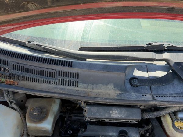 08 Toyota Prius Windshield Wiper Cowl Vent Trim Panel Oem Cover Hatchback 5-Door — photo 2