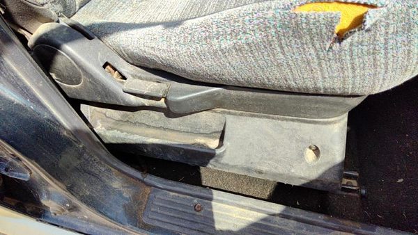 1996-1997 Suzuki Sidekick Passenger Right Side Seat Trim Panel Oem Gray Gri — photo 4