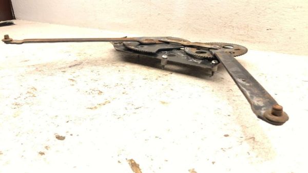 84-87 Grand Wagoneer Back Glass Regulator Oem Rear Window Electric With Motor — photo 4