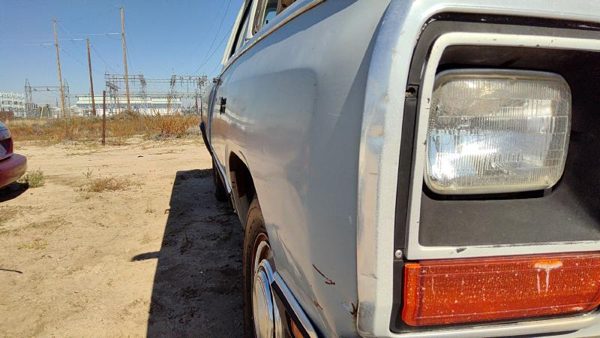 1981-1993 Dodge D350 Passenger Right Front Fender Oem Gray 04504124 — photo 4