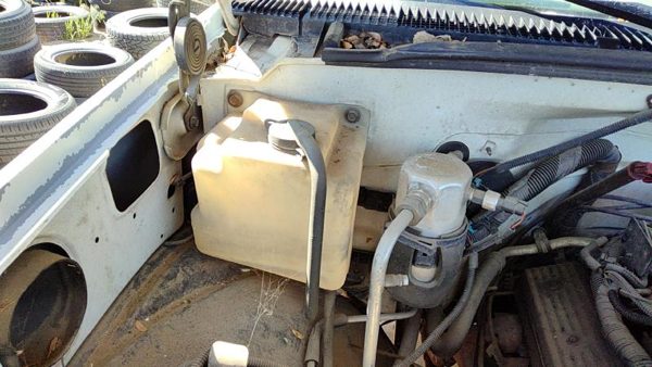 92-99 Chevy Silverado 1500 Coolant Reservoir Radiator Overflow Tank Bottle Oem — photo 2