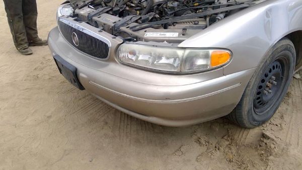 2002 Buick Century Front Bumper Assy. Cover Assembly With Reinforcement OEM — photo 4