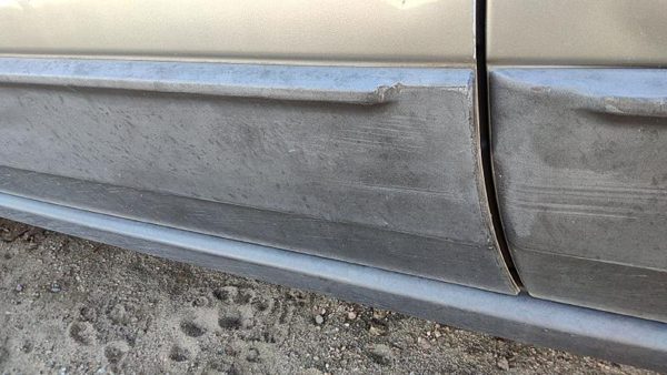 2000-2003 Jeep Grand Cherokee Driver Left Front Moulding From Door Trim Strip — photo 4