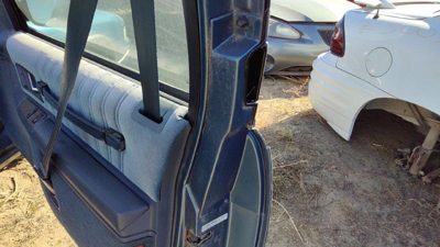 88-91 Olds Cutlass Cierra Passenger Right Trim Panel Moulding From Door Oem Blue
