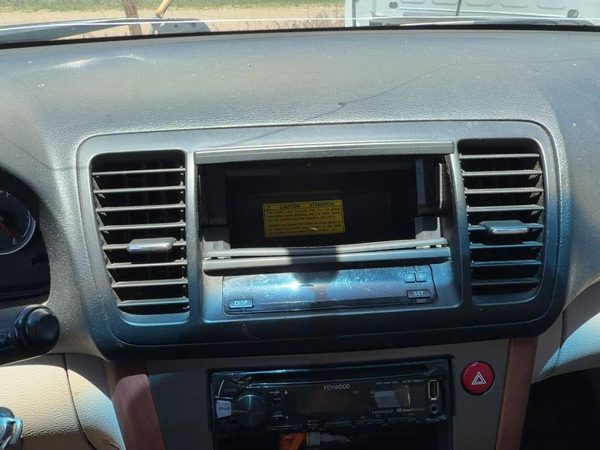2005-2007 Subaru Legacy Outback Center Dash Heater Vent Assembly OEM 66040AG02A — photo 3