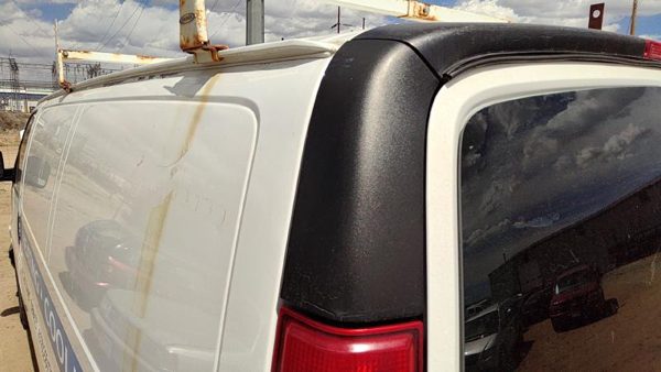 03-24 Chevy Express Van Driver Left Rear Moulding On Quarter Panel Oem — photo 3