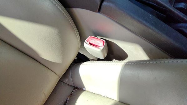 00 01 Legacy Outback Passenger Right Front Seat Belt Buckle Receiver Oem Tan 040 — photo 5