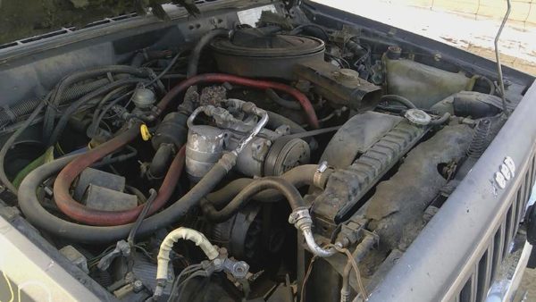 1985 Jeep Cherokee — vehicle photo 2
