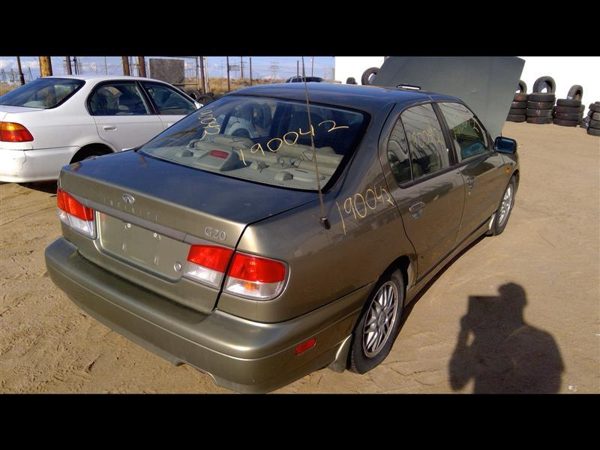 2000 INFINITI G20 — vehicle photo 7