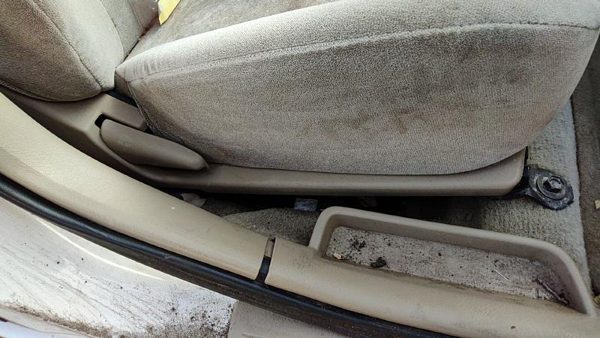 00-03 Nissan Sentra Passenger Right Side Seat Trim Panel Oem Sand H — photo 2