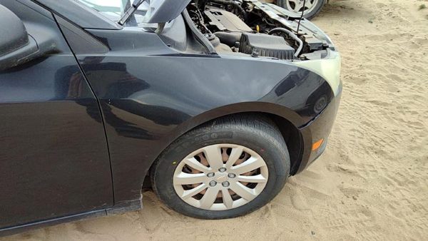 2011 RH Passenger Right Front Fender OEM Black Gar — photo 3